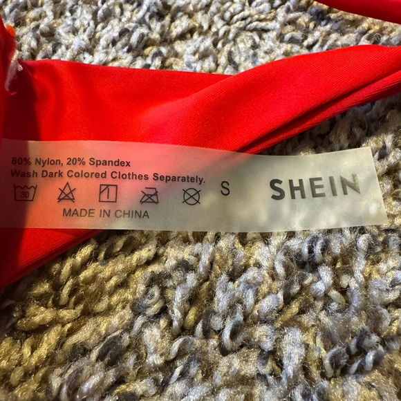 Red Bikini Set - Picture 3 of 6